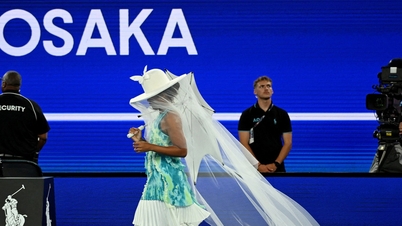 นาโอมิ โอซากะ สร้างความฮือฮาในศึกออสเตรเลียนโอเพ่นปี 2026 ด้วยชุดที่ไม่เหมือนใครของเธอ