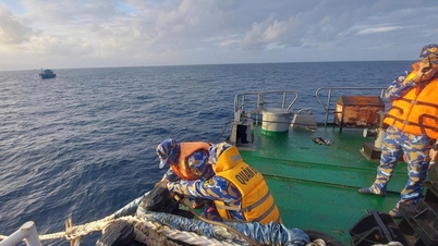 Khanh Hoa: Sürüklenip kaybolan sekiz balıkçı kurtarıldı; kayıp sekiz balıkçıyı arama çalışmaları devam ediyor.
