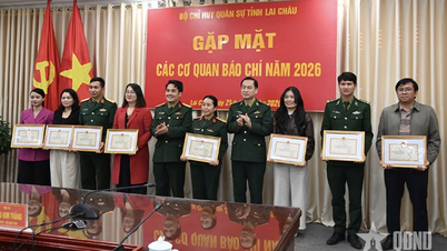 បញ្ជាការដ្ឋានយោធាខេត្តឡៃចូវ បានរៀបចំកិច្ចប្រជុំជាមួយស្ថាប័នសារព័ត៌មានក្នុងឆ្នាំ ២០២៦។