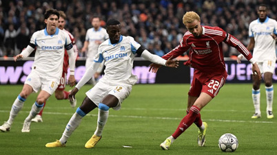 O Liverpool venceu por 3 a 0 no confronto entre os dois clubes de Merseyside.