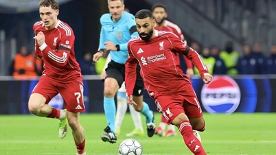 Liverpool ហក់ឡើងខ្ពស់ ខណៈ Chelsea តស៊ូក្នុងការប្រជែងយកពាន Champions League។