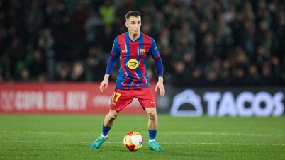 Notícias do mercado de futebol em 22 de janeiro: Manchester United mira Casadó, Barcelona finaliza acordo com o jovem egípcio.