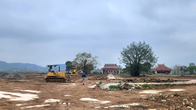 Why has the Trieu Tuong Mausoleum Project been postponed until 2027?