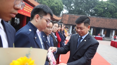 Hanoi leads in the number of first and second prizes in the national excellent student competition.