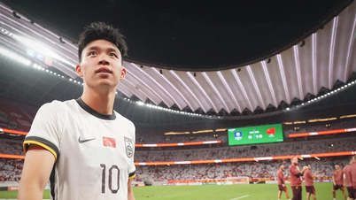 តារាបាល់ទាត់ចិន U23 លោក Wang Yudong និងរឿងរ៉ាវនៃ 'ការលក់ផ្ទះរបស់គាត់ដើម្បីគាំទ្រអាជីពបាល់ទាត់របស់កូនប្រុសគាត់'។