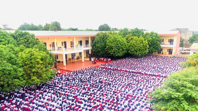 डाक लक प्रांत के स्कूलों ने 2,000 छात्रों को फिल्म "रेड रेन" देखने के लिए प्रायोजित किया।