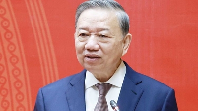 There was unanimous vote to elect Comrade To Lam as General Secretary of the Central Committee of the Party for the 14th term.
