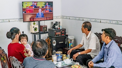 El pueblo es la base y el sujeto: una idea brillante del 14º Congreso Nacional del Partido Comunista de Vietnam.