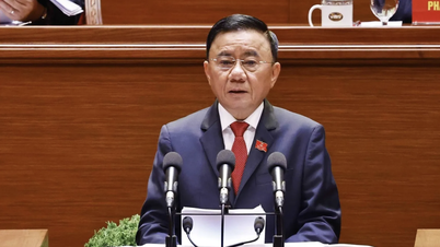 Cel de-al 14-lea Secretariat Central al Partidului Comunist din Vietnam are 13 membri, Tran Cam Tu, membrul permanent al Secretariatului, fiind reales.