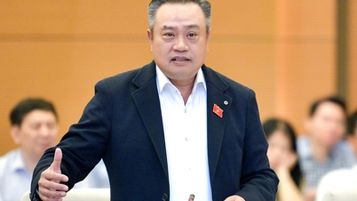 トラン・シー・タン氏が中央検査委員会の委員長に再選された。