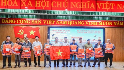 កងអនុសេនាធំលេខ ១២៩ នៃកងទ័ពជើងទឹកបានធ្វើយុទ្ធនាការយល់ដឹងប្រឆាំងនឹងការនេសាទខុសច្បាប់ មិនបានរាយការណ៍ និងមិនមានការគ្រប់គ្រង (IUU) និងបានប្រគល់ទង់ជាតិ អាវការពារជីវិត និងអំណោយដល់អ្នកនេសាទ។