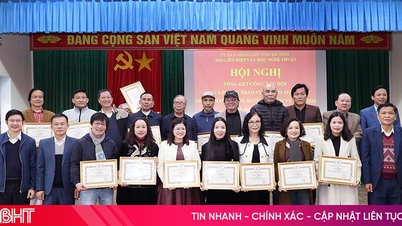 La littérature et l'art contribuent à préserver et à promouvoir l'identité culturelle du peuple de Ha Tinh.