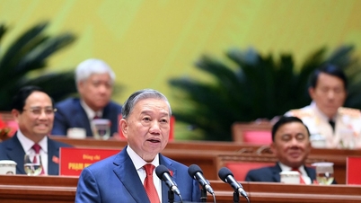 우리는 제14차 전국대표대회 결의를 성공적으로 이행하여 평화롭고 독립적이며 민주적이고 번영하며 문명화되고 행복한 나라를 건설하고 사회주의를 향해 꾸준히 전진해 나갈 것을 다짐합니다.
