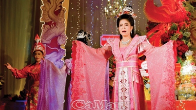 Melestarikan identitas cải lương (opera tradisional) Vietnam Selatan.