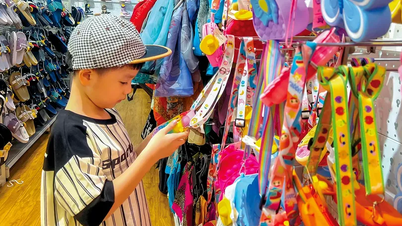 Sắm đồ chơi ngày Tết cho bé