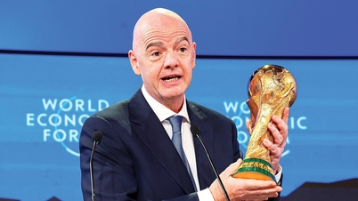Presidente da FIFA ataca torcedores ingleses.