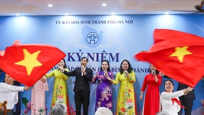 Meraikan ulang tahun ke-40 penubuhan Jawatankuasa Keamanan Bandar Hanoi: