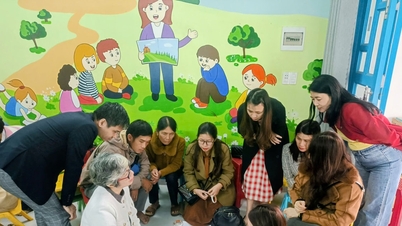 “Hiểu con - Kiên trì cùng con” trong hành trình phát triển của trẻ đặc biệt