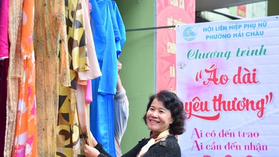 Sẻ chia “Áo dài yêu thương” với phụ nữ khó khăn