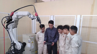 Provincia Lao Cai a stabilit educația și formarea profesională drept „revoluția revoluționară”.