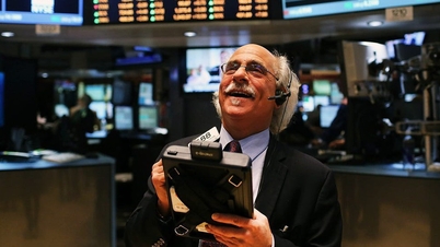 ឈ្មួញកណ្តាល NYSE ដ៏ល្បីល្បាញបង្ហាញពីអាថ៌កំបាំងនៃការរស់រានមានជីវិតរយៈពេល 40 ឆ្នាំនៅក្នុងទីផ្សារភាគហ៊ុន។