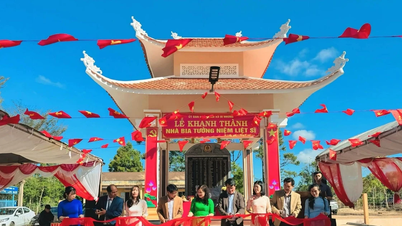 ឃុំអៀហ៊្រុងសម្ពោធវិមានរំលឹកវិញ្ញាណក្ខន្ធទុក្ករបុគ្គល និងផ្ទះប្រពៃណី។