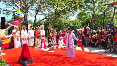 จังหวัด Khánh Hòa: การจำลองเทศกาล Katê ขึ้นใหม่ใจกลางเมืองชายฝั่งเพื่อสร้างความบันเทิงให้กับนักท่องเที่ยว
