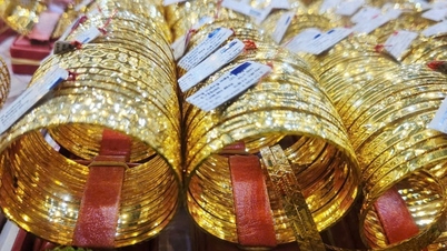 SJC gold bar prices reached 176.5 million VND/ounce, while Phu Quy silver exceeded 111 million VND/kg.