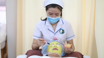 Beauty contest before Tet