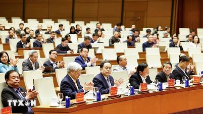 Pengerusi Dewan Undangan Negeri menghadiri persidangan itu untuk mengumumkan dengan segera keputusan Kongres Kebangsaan Parti ke-14.