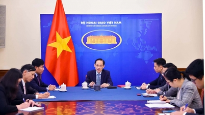 Ministrul de externe Le Hoai Trung participă la AMMR 2026: Împreună cu ASEAN, clădim un viitor comun.