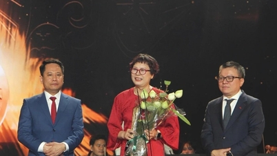 The Vietnamese Quintessence Award honors creative cultural products.