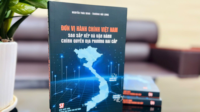 Peluncuran buku tentang unit administrasi dan operasional pemerintahan lokal dua tingkat.