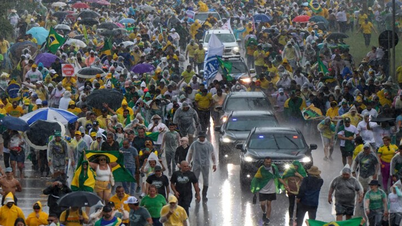 Blitzschlag bei Demonstration in Brasilien verletzt 89 Menschen.