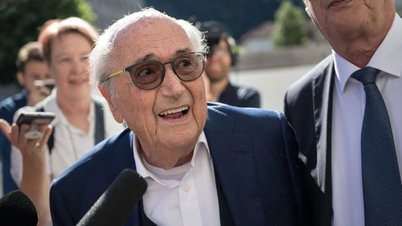 Former FIFA president urges people not to travel to the US for the 2026 World Cup.