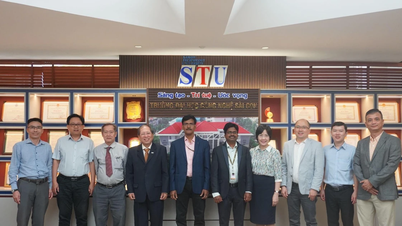Saigon Technology University welcomes a delegation of Indian professors.