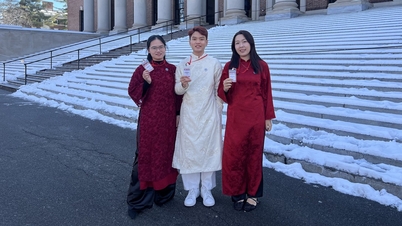 Three Vietnamese students attend Harvard academic conference, global future dialogue.