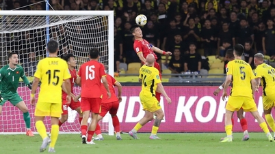 Hvis Malaysia fortsetter å skamløst stille med ulovlig naturaliserte spillere, kan fotballen synke enda dypere i trøbbel.
