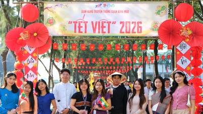 Ho Chi Minh şehrinde, birçok uluslararası öğrenciyi kendine çeken bir üniversite.