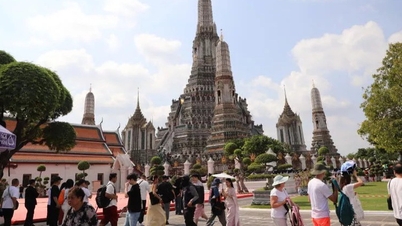 កាសែតថៃបង្ហាញពីមូលហេតុដែលអ្នកទេសចរជ្រើសរើសប្រទេសវៀតណាមជាជាងប្រទេសថៃ។