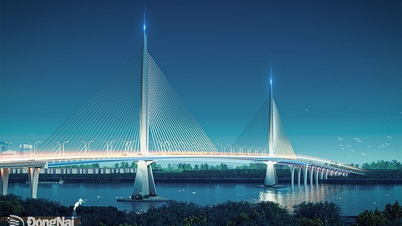 Se perspektivet över Long Hung-bron som förbinder Dong Nai med Ho Chi Minh-staden.