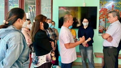 Parents question principal over alleged use of expired meat in school meals.