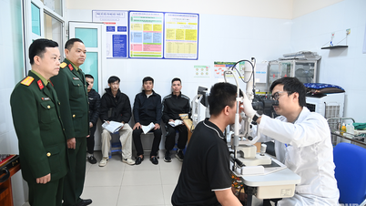 Bộ CHQS tỉnh Quảng Ninh khám sức khỏe công dân tham gia Hải đội dân quân thường trực năm 2026