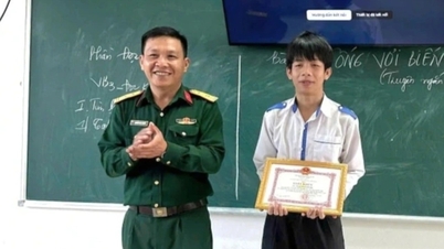 Khen thưởng nam sinh lớp 11 kịp thời sơ cứu phi công trong vụ rơi máy bay