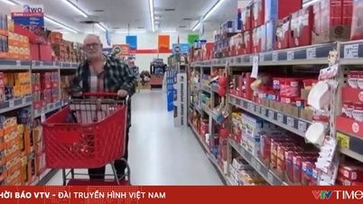 Уровень потребительского доверия в США находится на самом низком уровне за более чем десятилетие.