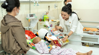 Bandar Raya Ho Chi Minh: Membawa Tet (Tahun Baru Cina) lebih awal kepada pesakit yang kurang bernasib baik.