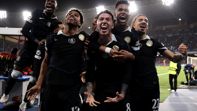 ក្រុម Chelsea បានធ្វើការវាយបកដ៏អស្ចារ្យមួយ ខណៈដែលក្រុម Napoli ត្រូវបានទម្លាក់ចេញពីក្របខ័ណ្ឌ Champions League។