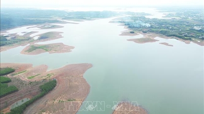 Leveraging the economic advantages of the lake towards green growth.