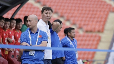 Coach Kim Sang-sik: A destined connection on the football field.