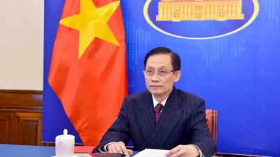 ហេតុអ្វីបានជាគោលនយោបាយការបរទេសត្រូវបានកំណត់ថាជាកិច្ចការ «សំខាន់ និងកំពុងបន្ត»?
